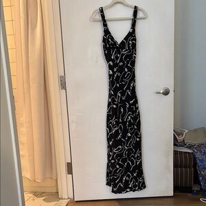 Graphic Black and White Patterned Dress